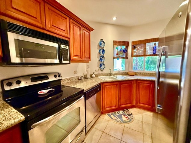 Venta de Casa en Condominio Las Nubes, Jacó, Puntarenas en Jacó, Garabito, Puntarenas — $350,000 - Foto 2 de 29