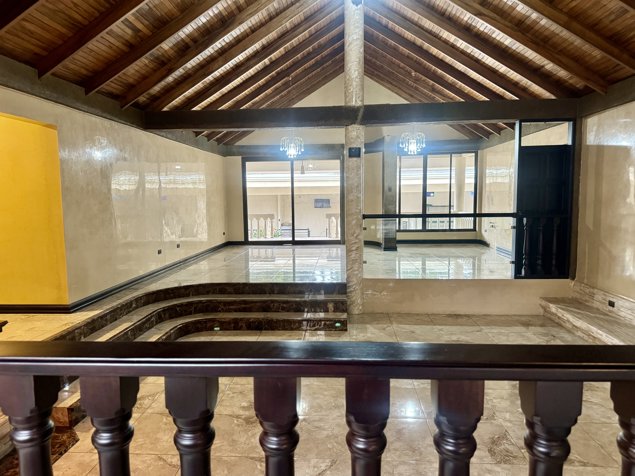 Venta de casa en Curridabat, Pinares - Uso mixto en Sánchez, Curridabat, San José — $1,300,000