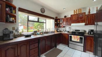 OPORTUNIDAD Debajo Avaluo Casa $310000 Los Arcos Ciudad Cariari 305m2 in La Asunción, Belén, Heredia — $310,000 - Photo 5 of 23