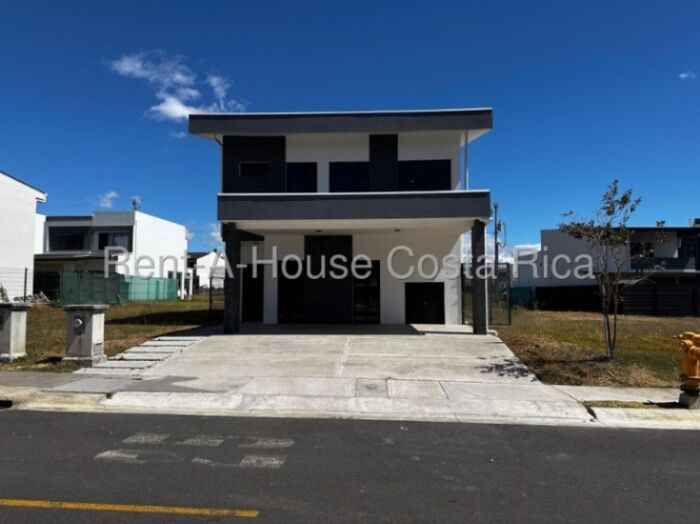 Venta de Casa en San Rafael de Alajuela. RAH 26-1411 PRECIO REBAJADO en San Rafael, Alajuela — $280,000 - Foto 1 de 6