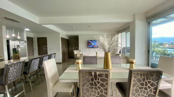 Escazu apartamento en venta, amueblado in Escazú, San José — $265,000