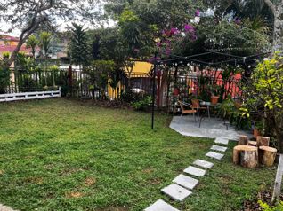 Se Vende (Venta) de Casa en Guayabos de Curridabat - RAA JB 1255
