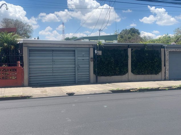 Propiedad con Uso de Suelo Mixto Tibás in San Juan, Tibás, San José — ₡ 110 000 000