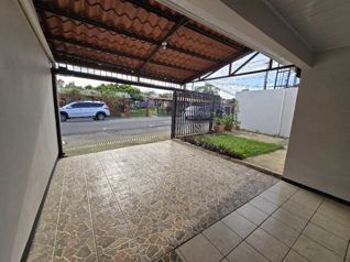 ALQUILER DE CASA EN SAN JOAQUIN, BARRIO SANTA MARTA. en San Joaquín, Flores, Heredia — ₡ 400 000 - Foto 3 de 22