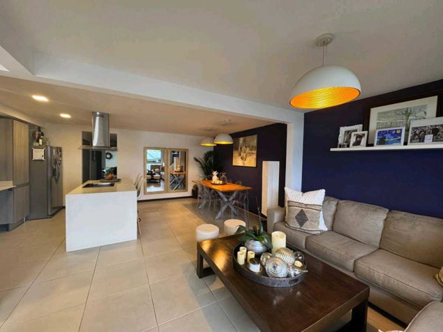 APARTAMENTO DE UN PISO EN SAN ANTONIO DE ESCAZU in San Rafael, Escazú, San José — $187,000 - Photo 2 of 22