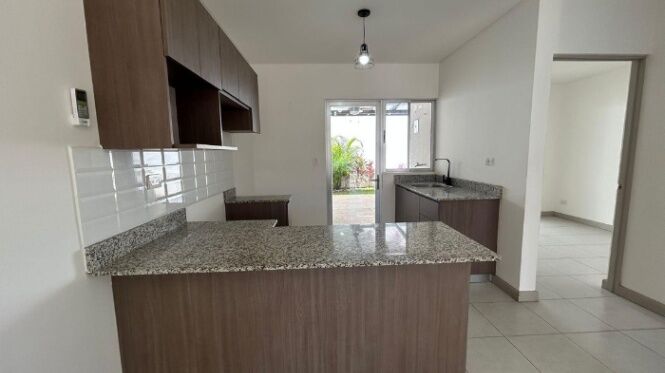 Alquiler de Casa en San Antonio de Alajuela. RAH 26-1333           in San Antonio, Alajuela — $880