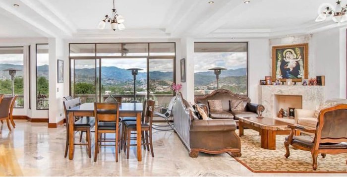 Venta de casa amoblada en El  Gregal in Sánchez, Curridabat, San José — $1,200,000 - Photo 2 of 31