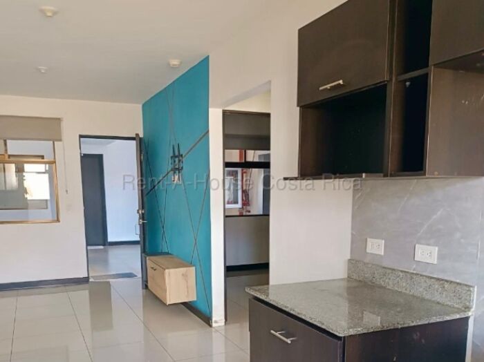 Venta apartamento en primer piso con parqueo techado #26-1909 GS en Alajuelita, San José — $88,000