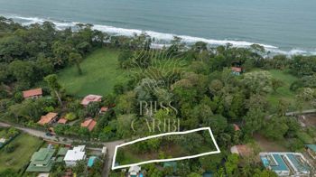 Playa Negra Beach Breeze en Cahuita, Talamanca, Limón — $288,160 - Foto 5 de 10