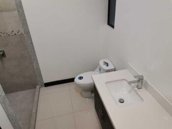 Venta de Casa en Moravia, San José. RAH 25-992 in San Vicente, Moravia, San José — $175,000 - Photo 5 of 18