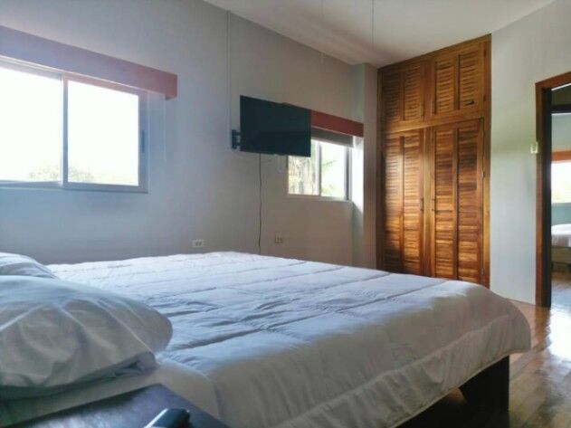 VENDO CASA +2 APTOS EN CIUDAD COLÓN.  in Colón, Mora, San José — $980,000