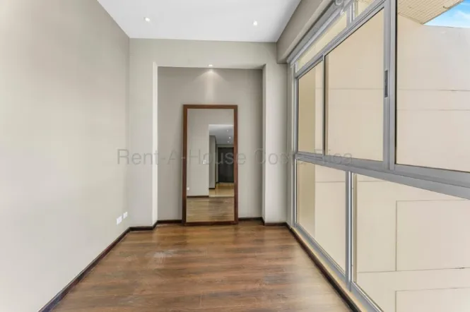 Alquiler de Penthouse en Escazú. RAH 26-2001 PRECIO REBAJADO en Escazú, San José — $3,100 - Foto 3 de 6
