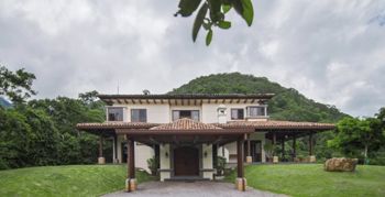 SE VENDE CASA DE LUJO  EN SANTA ANA in Brasil, Santa Ana, San José — $1,300,000 - Photo 2 of 28