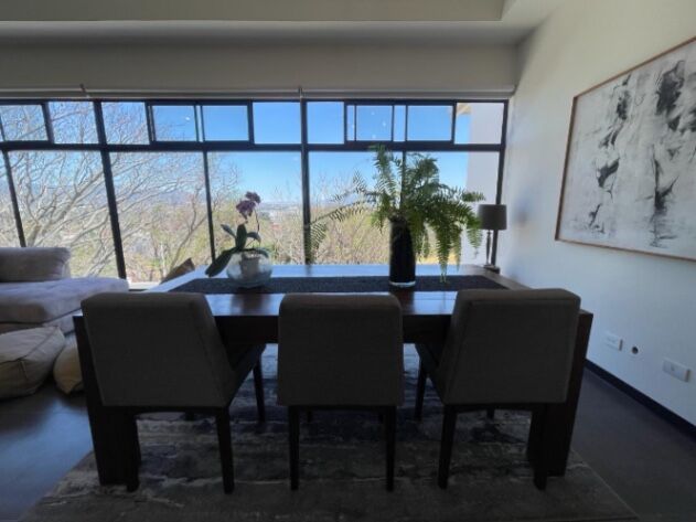 Amplio departamento  en San Rafael, Escazú, San José — $275,000 - Foto 2 de 16