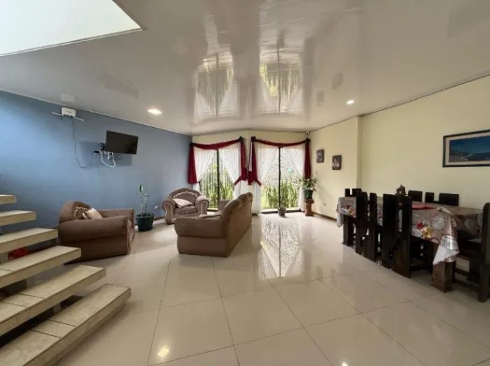 Se vende casa en San Pablo Heredia 26-403 in San Pablo, Heredia — ₡ 90 000 000 - Photo 2 of 19