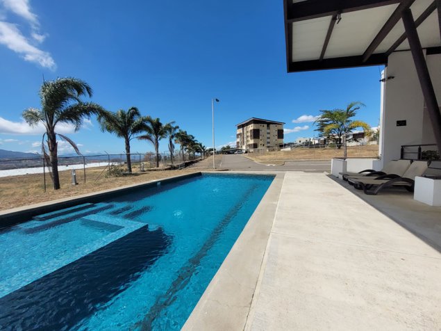 Condominio en Torre, San Fransisco, Heredia cercanias Cariari in San Francisco, Heredia — ₡ 700 000