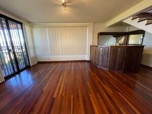  ¡Hogar acogedor listo para ti en excelente ubicación! 🏡✨ in San Antonio, Escazú, San José — $550,000 - Photo 4 of 9