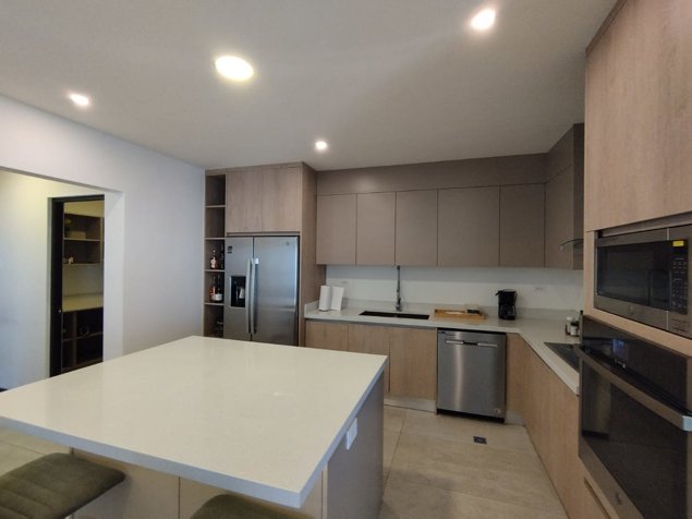 Se Vende (Venta) Casa en Los Laureles Escazú, Cod DP #1273 en San Rafael, Escazú, San José — $560,000 - Foto 3 de 37