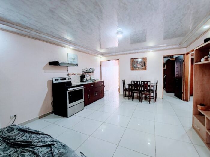 Venta de Hermosa Casa en Urbanización Los Pinos entre Dulce Nombre/Paraíso, Cartago in Dulce Nombre, Cartago — ₡ 51 900 000