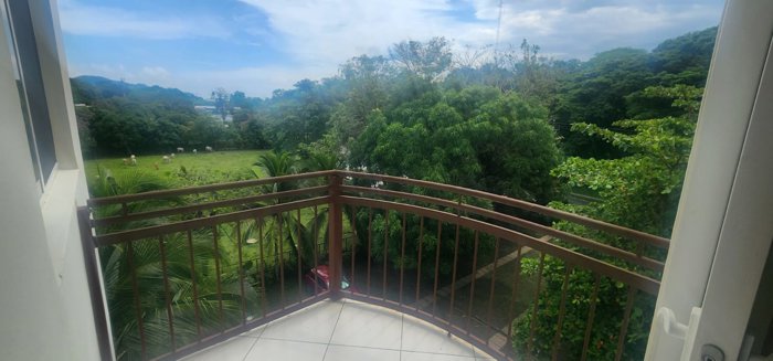 Apartamento en el 4° Piso de La Torre Bay, Herradura en Jacó, Garabito, Puntarenas — $230,000 - Foto 3 de 42