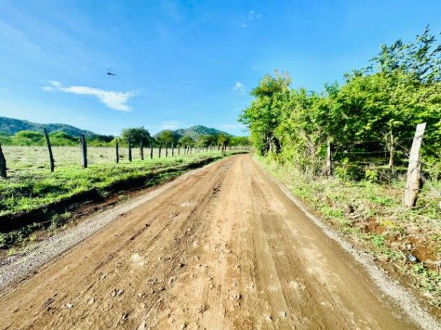 Build Your Dream in La Garita Nueva, Near Tamarindo en Tamarindo, Santa Cruz, Guanacaste — $150,000