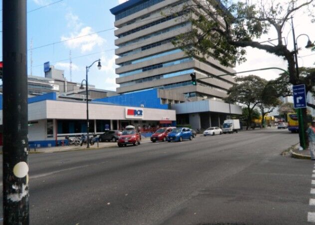 Local Comercial en Venta en Hospital, San José. RAH 24-636 in Hospital, San José — $95,000