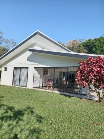 GRANDE Y BELLA PROPIEDAD CON CASA EN ATENAS.  in Mercedes, Atenas, Alajuela — ₡ 160 000 000