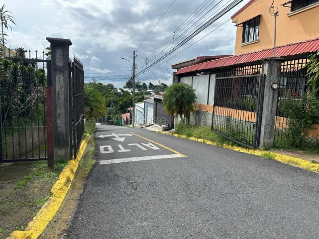 Venta de Casa en Mozotal-Ipis, Goicoechea. RAH 27-1019 en Ipís, Goicoechea, San José — ₡ 79 900 000