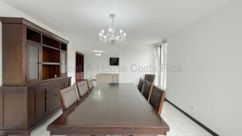 Alquiler de Apartamento en San Rafael de Escazú. RAH 27-313 in San Rafael, Escazú, San José — $2,200 - Photo 5 of 14