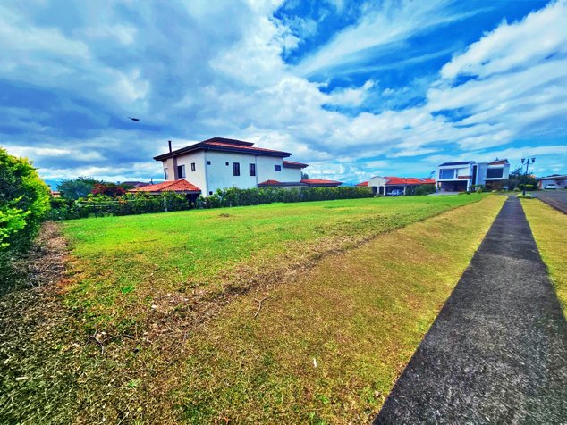 Se vende terreno premium en exclusivo condominio de Heredia in San Isidro, Heredia — $265,000