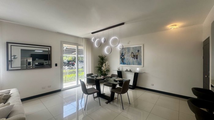 Venta de Apartamento, Heredia, Belen in San Antonio, Belén, Heredia — $176,500 - Photo 2 of 27