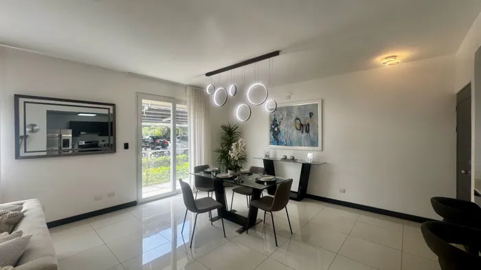 Venta de Apartamento, Heredia, Belen in San Antonio, Belén, Heredia — $176,500 - Photo 2 of 27