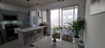 Alquiler de Casa AMUEBLADA en Condominio Bhora Montes de Oca. RAH 27-584 in San Pedro, Montes De Oca, San José — $1,500 - Photo 5 of 20