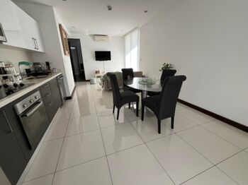 Alquiler Apartamento  MLS #26-1120 en San Antonio, Escazú, San José — $1,200 - Foto 5 de 36