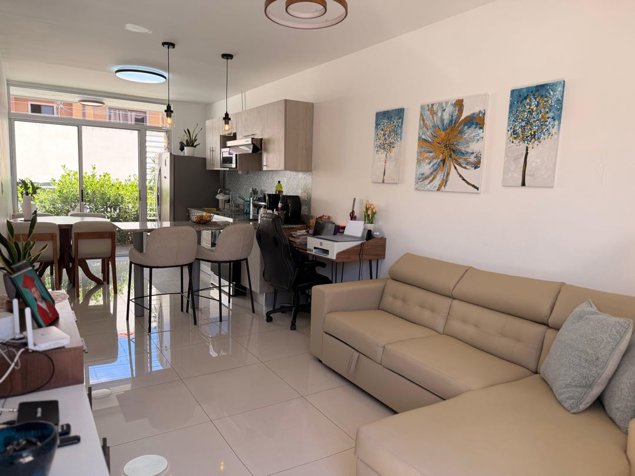 Venta de casa en Condominio San Rafael, Desamparados in Desamparados, San José — ₡ 75 000 000