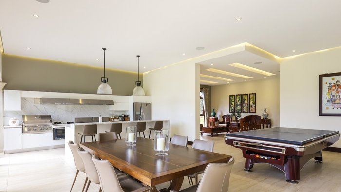 Residencia de Lujo en Monterán – Elegancia, Exclusividad y Confort en Curridabat, San José — $2,650,000