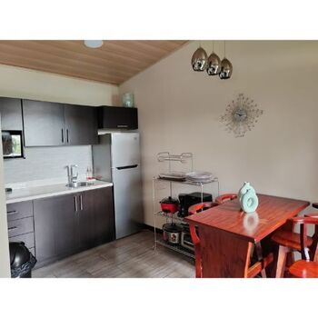 VENTA DE CASA USO MIXTO, CON APARTAMENTO, SAN JOSE, CORONADO  en San Rafael, Vázquez de Coronado, San José — 95 200 000 ₡ - Foto 4 de 27