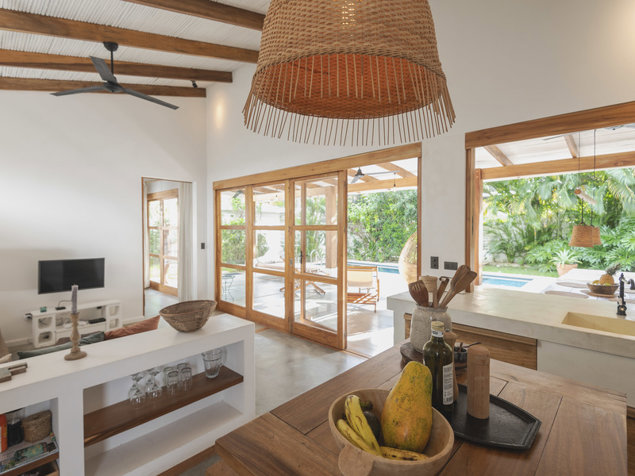 Moderna Casa de Playa en Santa Teresa con Acceso Privado in Cóbano, Puntarenas — $990,000 - Photo 2 of 22