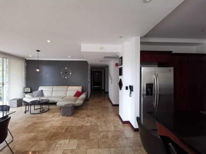 Venta de Apartamento en San Rafael de Escazû. RAH 25-1580 en San Rafael, Escazú, San José — $300,000