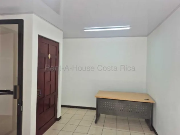 Alquiler de Oficina en Cartago-Oriental.  in Oriental, Cartago — ₡ 995 000 - Photo 2 of 10