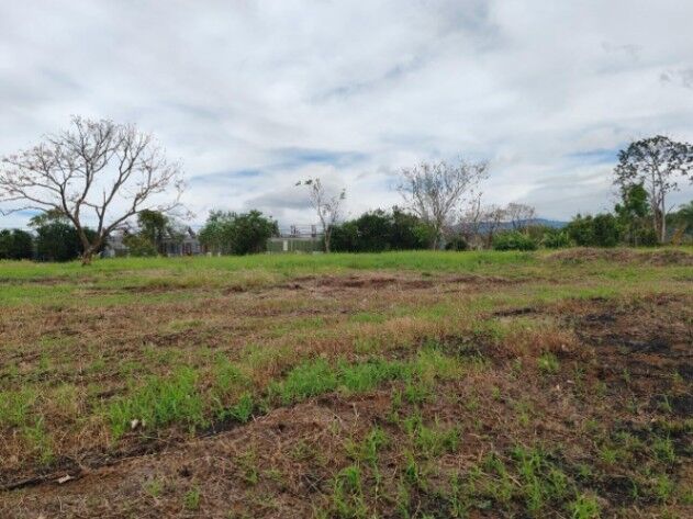 VENTA DE LOTE IDEAL PARA CONSTRUIR UN CONDOMINIO A 8KM DEL AEROPUERTO JUAN SANTA MARÍA. ALAJUELA. in Desamparados, Alajuela — $10,835,000