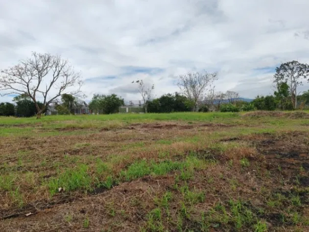 VENTA DE LOTE IDEAL PARA CONSTRUIR UN CONDOMINIO A 8KM DEL AEROPUERTO JUAN SANTA MARÍA. ALAJUELA. en Desamparados, Alajuela — $10,835,000 - Foto 2 de 11