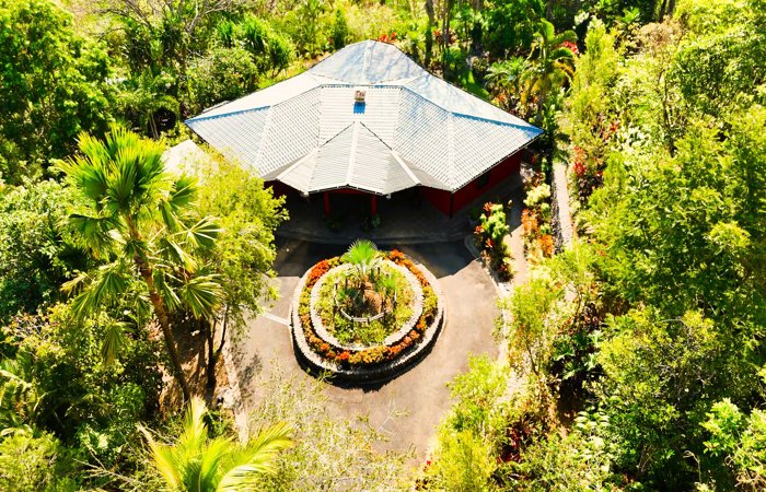 Exclusiva casa Atenas Garden of Eden con casa de huéspedes separada en Atenas, Alajuela — $633,000 - Foto 3 de 26