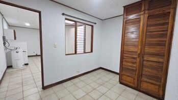 Venta de Casa en Granadilla de Curridabat. RAH 26-1111 in Granadilla, Curridabat, San José — $340,000 - Photo 5 of 17