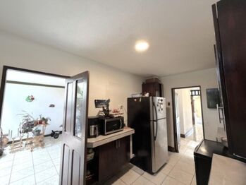 Venta de Casa en Sanchéz-Curridabat. RAH 26-1154 in Sánchez, Curridabat, San José — $450,000 - Photo 5 of 15