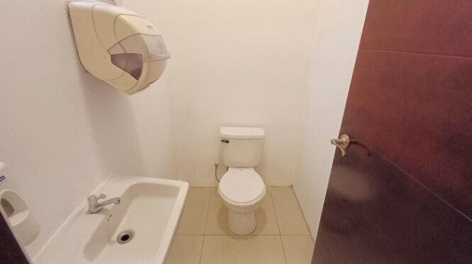 Alquiler de Local Comercial en Granadilla de Curridabat. RAH 26-690 in Granadilla, Curridabat, San José — $900