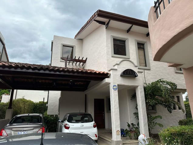 Town House de 3 habitaciones en condominio en Santa Ana in Santa Ana, San José — $2,250