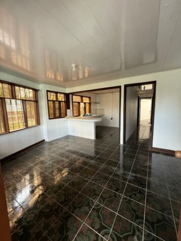 Casa segura y amplea en San Rafa  en San Rafael Arriba, Desamparados, San José — ₡ 215 000