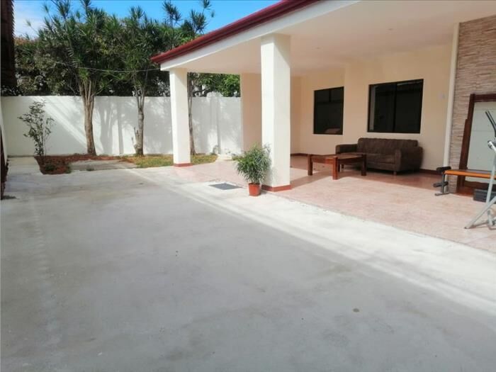 VENTA DE CASA USO DE SUELO MIXTO, SAN JOSÉ, DESAMPARADOS, SAN MIGUEL en San Miguel, Desamparados, San José — ₡ 135 000 000