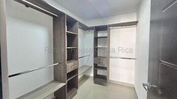 Alquiler de Apartamento en Alajuelita-San Felipe, San José. RAH 26-1572 in San Felipe, Alajuelita, San José — $1,050 - Photo 4 of 10